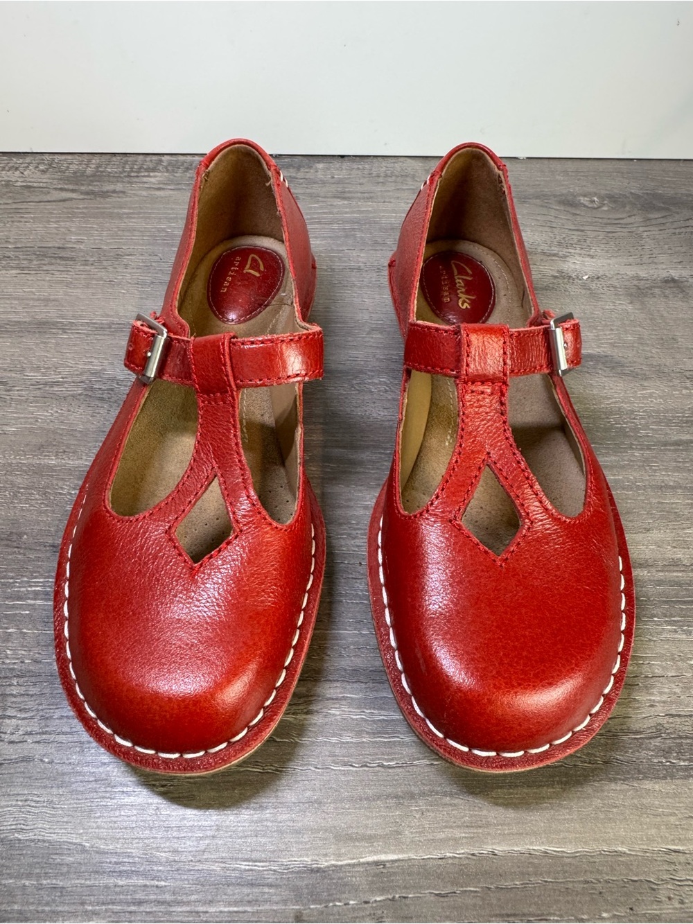 Clark’s Tustin T Leather Mary Jane Shoes size 7 IMMACULATE